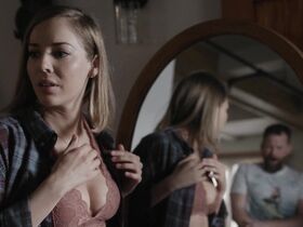 МакКензи Портер секси – Путешественники s01e12 (2016) #6