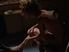 Сисси Спейсек голая – Бродяга (1981) #3