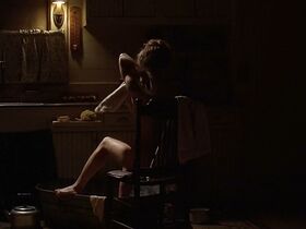 Сисси Спейсек голая – Бродяга (1981) #4