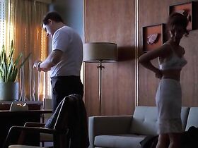 Джули МакНивен секси – Безумцы s01e12 (2007) #8