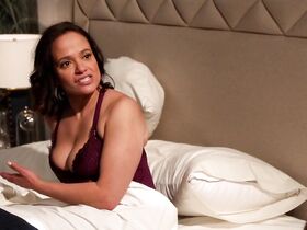 Джуди Рейес секси – Коварные горничные s04e06 (2016)