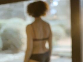 Мария Шрадер голая – Забывая себя (2014) #2