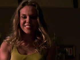 Агнес Брукнер секси – Мирный воин (2006) #2