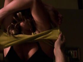 Агнес Брукнер секси – Мирный воин (2006) #3