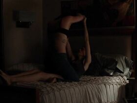 Агнес Брукнер секси, Сандрин Холт секси – The Returned s01e07 (2015) #3