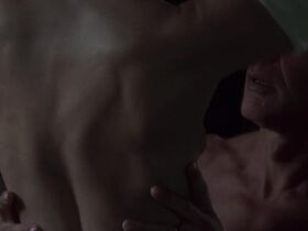 Кристин Скотт Томас секси – Паутина лжи (1999)