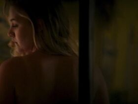 Тиера Сковбай секси – Лето 84 (2018) #4