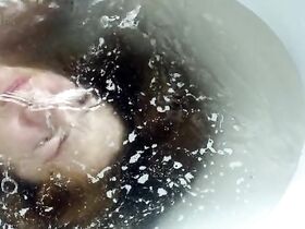 Алекс Кингстон голая – Дом на окраине s01e01 (2011) #2