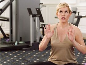 Карсон Мейер секси, Бьянка А. Сантос секси, Памела Андерсон секси, Молли Рингуолд секси – SPF-18 (2017) #19