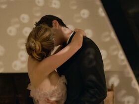 Карсон Мейер секси, Бьянка А. Сантос секси, Памела Андерсон секси, Молли Рингуолд секси – SPF-18 (2017) #7