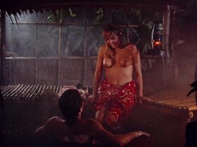 Шерри Роуз голая – Король кикбоксеров (1990)