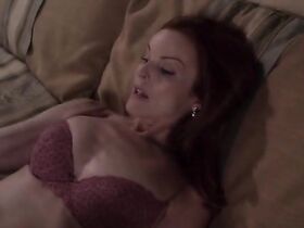 Марсия Кросс секси – Отчаянные домохозяйки s03e01 (2004) #4