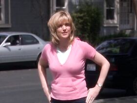 Кортни Торн-Смит секси – Как сказал Джим s02e23 (2002)