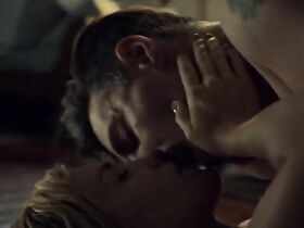 Эмили Роуз секси – Гавань s05e11 (2014) #5