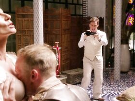 Мишель Гомес секси – На грани s01e06 (2015) #5