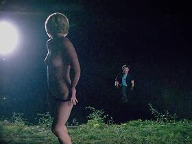 Ким Поирьер голая – Тихий, но смертоносный (2011) #9