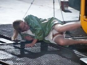 Шерри Роуз секси – Черный скорпион 2: В эпицентре взрыва (1996)