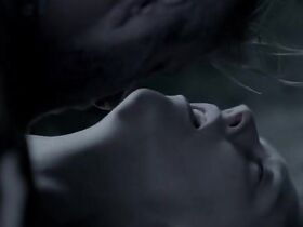 Джорджия Хёрст секси – Викинги s03e06 (2015)