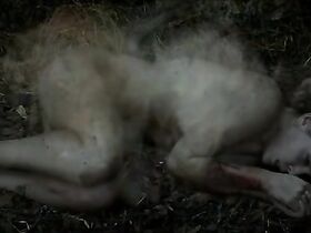 Агнес Брукнер голая – Кровь и шоколад (2007)