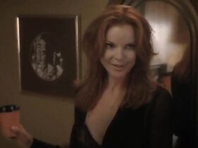 Марсия Кросс секси – Отчаянные домохозяйки s06e03 (2004) #6