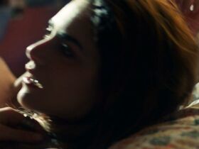 Мириам Леоне голая – Любовь под домашним арестом (2019) #10