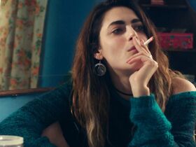 Мириам Леоне голая – Любовь под домашним арестом (2019) #7