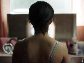 Карла Кроум секси – Мимо цели s01e06 (2012) #1