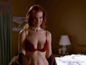 Марсия Кросс секси – Отчаянные домохозяйки s01e06 (2004)