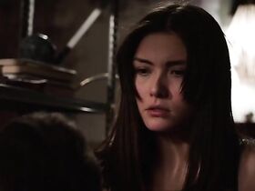 Даниэлла Пинеда секси – Американская одиссея s01e09 (2015) #5