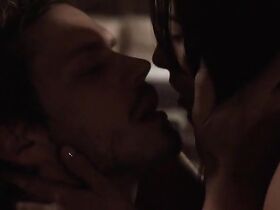 Даниэлла Пинеда секси – Американская одиссея s01e09 (2015) #6