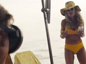 Ребекка Гэйхарт секси – Однажды в... Голливуде (2019)