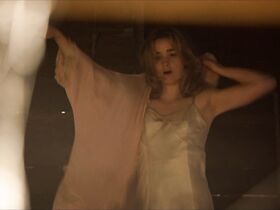 Элис Энглерт секси – Рэтчед s01e03, e06 (2020) #12