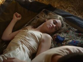 Элис Энглерт секси – Рэтчед s01e03, e06 (2020) #13