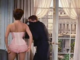 Джоан Коллинз секси – Собирайтесь вокруг флага, ребята! (1958) #2