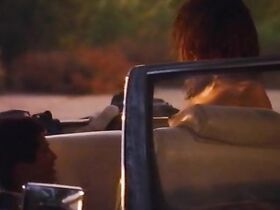 Кэрол Олт голая – Смертельное прошлое (1995) #3