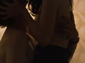 Мишель Докери секси – Кровавый округ: 1974 (2009)