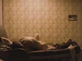 Мишель Докери секси – Кровавый округ: 1974 (2009) #4