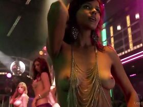 Мария Зырянова голая – Декстер s07e11 (2012)