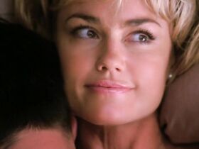 Келли Карлсон секси – Части тела s06e06 (2010) #1