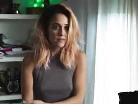 Макарена Гарсия секси – Несмотря ни на что (2019) #6