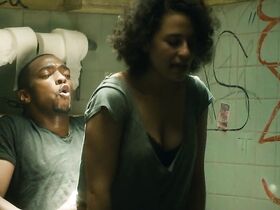 Илана Глейзер секси – Рождество (2015) #6