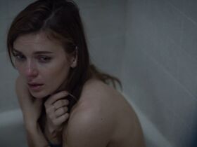 Кендра Стауб секси – Комната 104 s04e06 (2020) #4