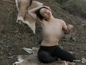 Илана Глейзер голая – Бонг времени s01e02 (2016) #4