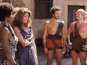 Мари Луиз голая – Арена (1974) #1