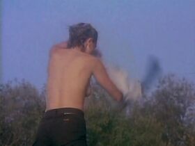 Дениз Кросби секси – Механические убийцы (1986) #5