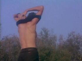 Дениз Кросби секси – Механические убийцы (1986) #8