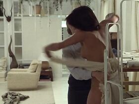 Элизабет Маргони голая – Профессионал (1981) #1