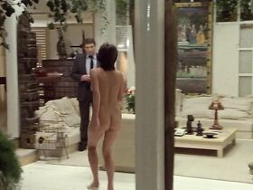 Элизабет Маргони голая – Профессионал (1981) #2