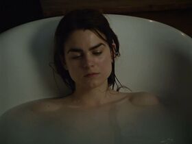 Карин Франц Кёрлоф голая – Серьёзная игра (2016) #7