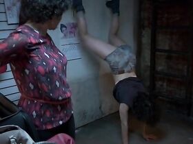 Илана Глейзер секси – Брод Сити s02e04 (2014) #2